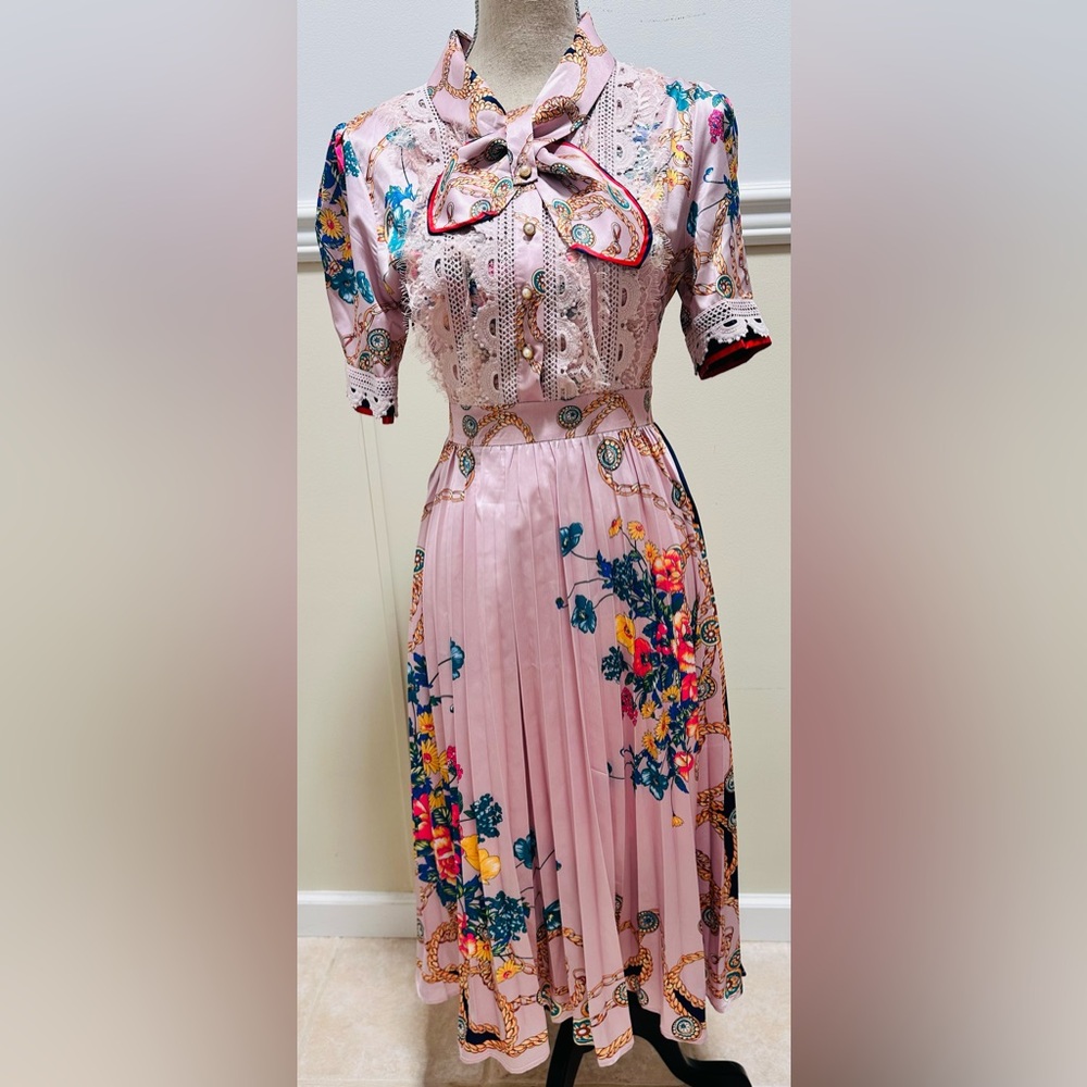 Dahlia Macphee Pink Floral  Pleated Midi Dress Lace Romantic Feminine Victorian - Picture 4 of 16